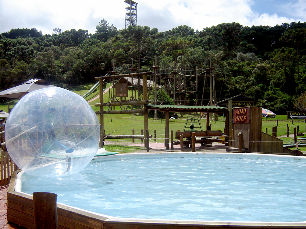 Water Ball Tarundu Campos do Jordão